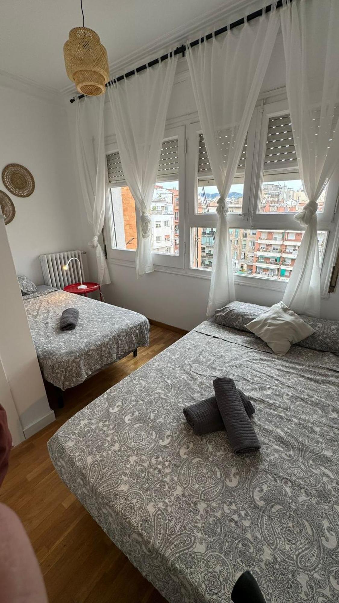 Hostel Mallorca Barcelona Zewnętrze zdjęcie